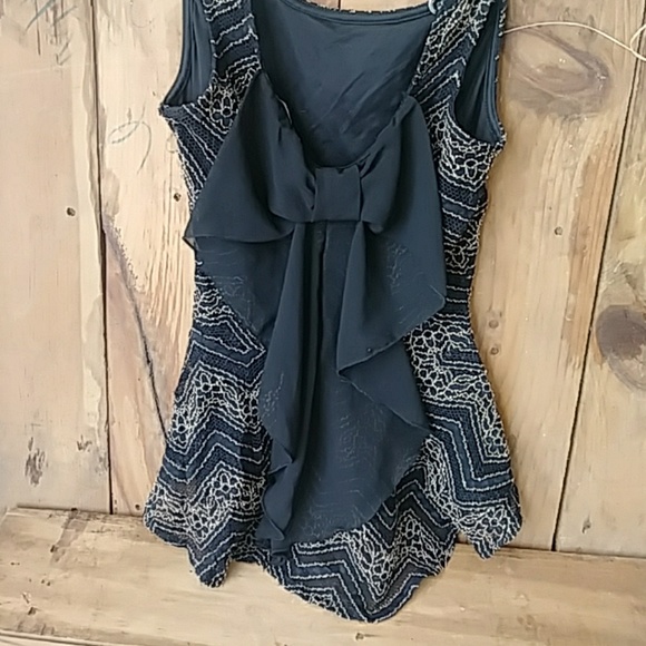 Peplum style top - Picture 3 of 3